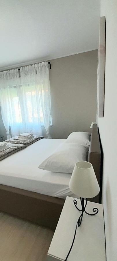 Villa Roso Kaštela Extérieur photo